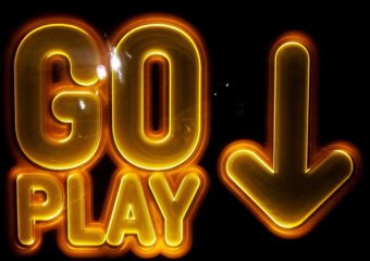 play sign